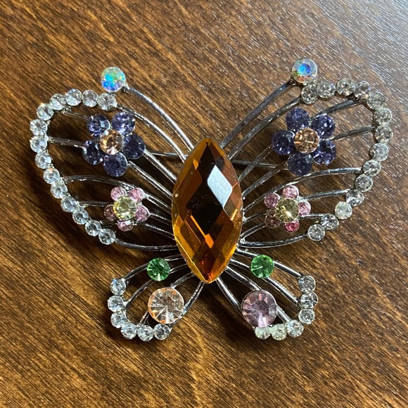 Colorful Butterfly Brooch Set - Picture 10 of 11